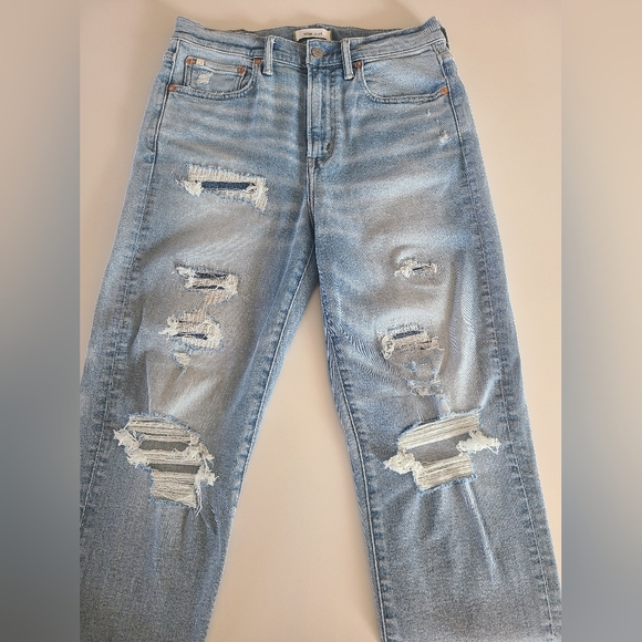 AE77 premium ripped Mom jeans - Picture 7 of 11
